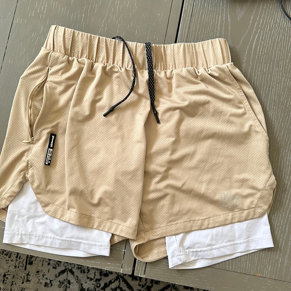Youngla compression shorts size M